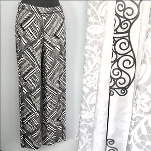 Pink Victoria’s Secret Black & White Chevron Print Palazzo Pants Size Small